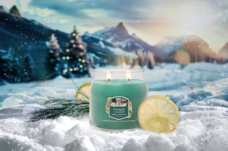 くーページYankee Candle Holiday Winterfest Yankee Candle Holiday Winterfest aроматична свічка Signature