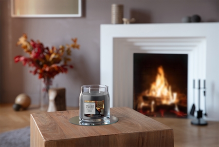 Yankee Candle Crackling Embers αρωματικό κερί
