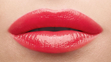 Yves Saint Laurent Rouge Volupté Shine Oil-In-Stick kosteuttava huulipuna
