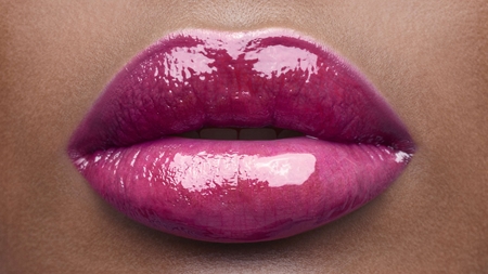Yves Saint Laurent Vernis À Lèvres Pop Water batom e gloss 2 em 1 com efeito molhado