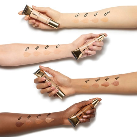 Yves Saint Laurent Touche Éclat All-In-One Glow maquillaje líquido SPF 23