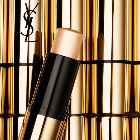 Yves Saint Laurent Touche Éclat Shimmer Stick Cremiger Highlighter in der Form eines Stiftes