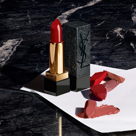 Yves Saint Laurent Rouge Pur Couture x Zoë Kravitz rouge à lèvres crémeux hydratant édition limitée