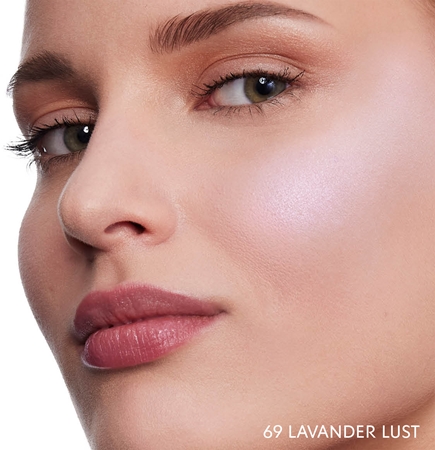 Yves Saint Laurent Make Me Blush Bold Blurring Rodnad
