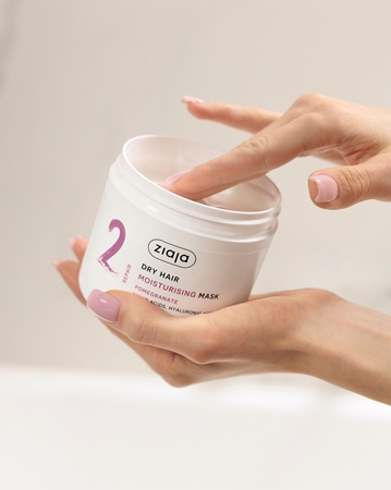 Ziaja Plant Essentials Pomegranate Masca hidratanta par pentru par uscat