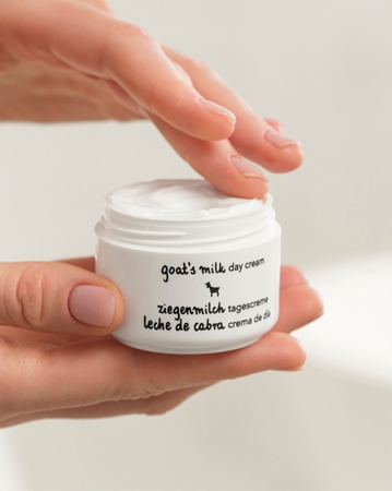 Ziaja Goat's Milk crema de zi hidratanta pentru tenul uscat