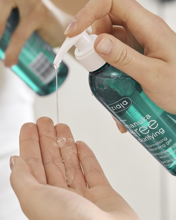 Ziaja Manuka Tree Purifying normalizujúci čistiaci gel
