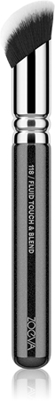 ZOEVA 118 Fluid Touch & Blend foundation and concealer brush