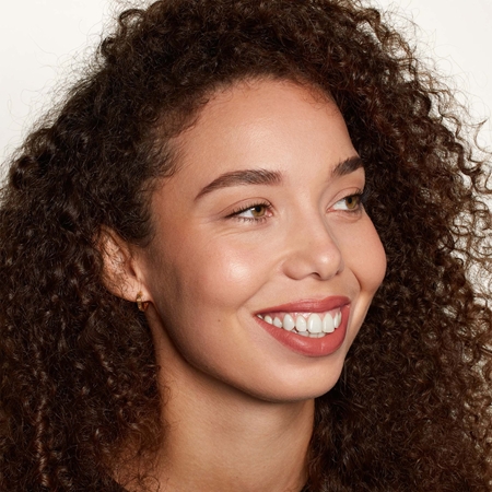 ZOEVA Velvet Love Matte Hyaluronic Ultra Matte Longwear Lipstick