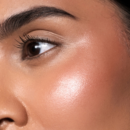 ZOEVA Velvet Love Liquid Highlighting Blush Liquid Blush with a brightening effect