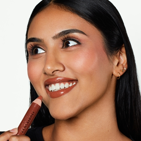 ZOEVA Pout Perfect Lipstick Pencil stick lipstick