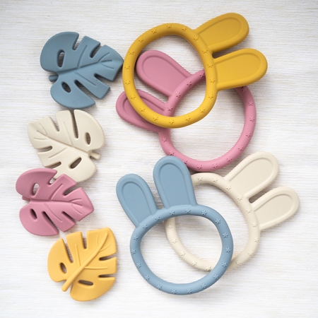 Zopa Silicone Teether Rabbit mordedor
