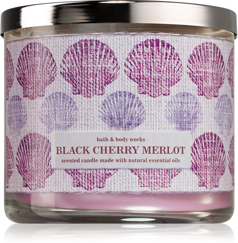 Bath & Body Works Black Cherry Merlot scented candle II. notino.co.uk