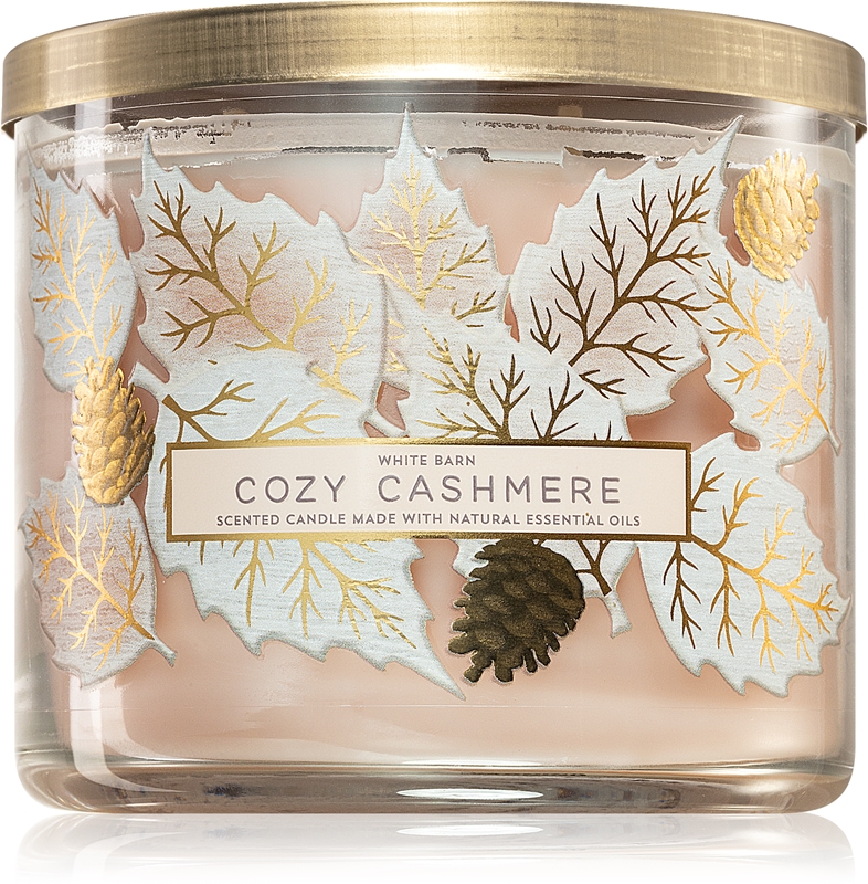 Bath & Body Works Cozy Cashmere scented candle I. notino.co.uk
