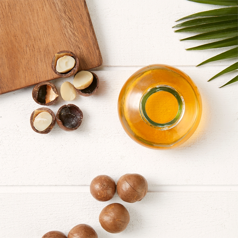 Garnier Botanic Therapy Coco Milk & Macadamia nourishing mask for dry