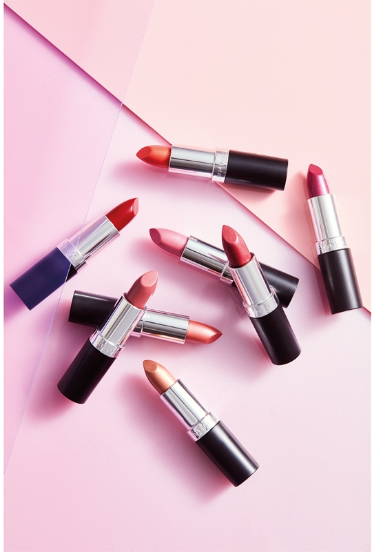 Rouge à Lèvres Rimmel Lasting Finish - À Choisir Parmi Plusieurs Teintes - Neuf Hydratant - Fabriqué Au Royaume-Uni