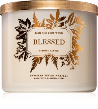 Bath & Body Works Pumpkin Pecan Waffles scented candle I. (Blessed)