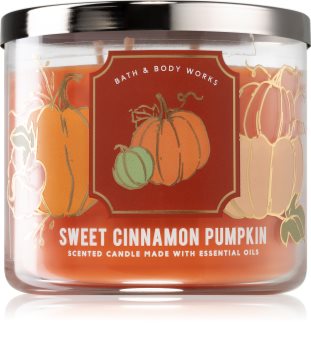 Bath & Body Works Sweet Cinnamon Pumpkin vonná svíčka I.