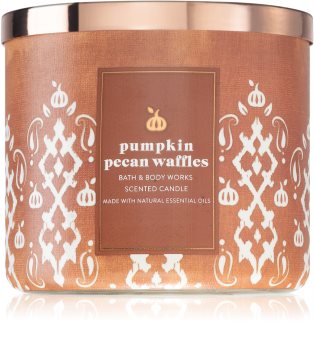 Bath & Body Works Pumpkin Pecan Waffles vela perfumada  con aceites esenciales