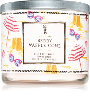 Bath & Body Works Berry Waffle Cone vela perfumada III