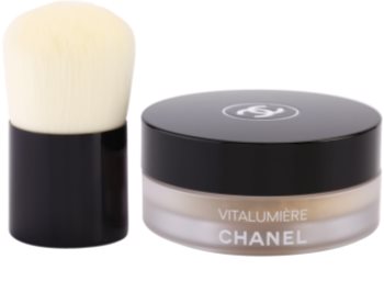 Chanel Vitalumière pó solto com pincel