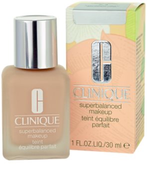 Clinique Superbalanced течен фон дьо тен
