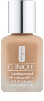 Clinique Superbalanced Silk selymes make-up SPF 15