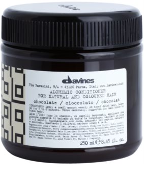 Davines Alchemic Chocolate après-shampoing hydratant pour souligner la couleur de cheveux