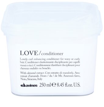 Davines Love Almond acondicionador para cabello ondulado