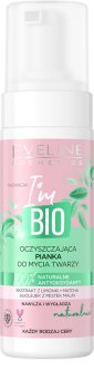 Eveline Cosmetics Matt My Day posvjetljujuća pjena za čišćenje