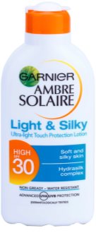 Garnier Ambre Solaire Light & Silky mleczko do opalania SPF 30