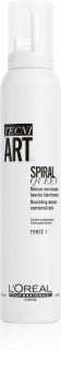 L’Oréal Professionnel Tecni.Art Spiral Queen spumă de coafat pentru definirea și forma coafurii pentru păr creț