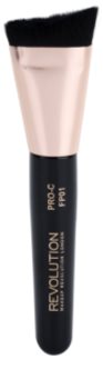 Makeup Revolution Pro Curve konturovací štětec na pudr