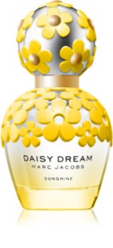 what does marc jacobs daisy love smell like