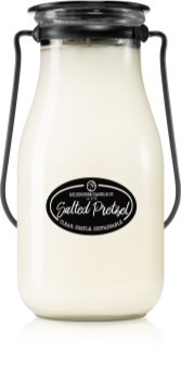 Milkhouse Candle Co. Creamery Salted Pretzel Tuoksukynttilä Maitopullo