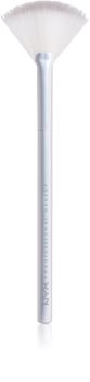 NYX Professional Makeup Holographic Halo Brush pinceau enlumineur