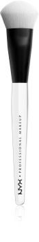 NYX Professional Makeup High Glass štětec na rozjasňovač