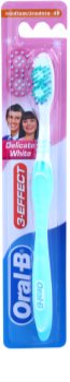 Oral B 3-Effect Delicate White четка за зъби медиум