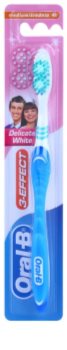 Oral B 3-Effect Delicate White četkica za zube medium