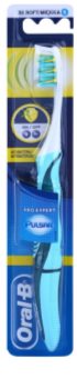Oral B Pro-Expert Pulsar escova de dentes a pilhas para crianças soft
