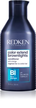 Redken Color Extend Brownlights Tönungsconditioner neutralisiert die Messinguntertöne