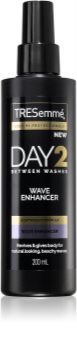 TRESemmé Day 2 Wave Enhancer spray coiffant définisseur de boucles