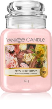Yankee Candle Fresh Cut Roses świeczka zapachowa