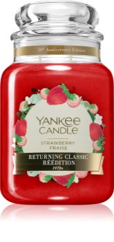 Yankee Candle Strawberry Fraise lumânare parfumată Clasic mare