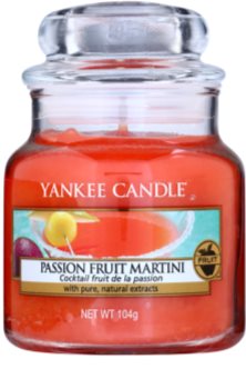 Yankee Candle Passion Fruit Martini vela perfumada 104 g Classic pequeña