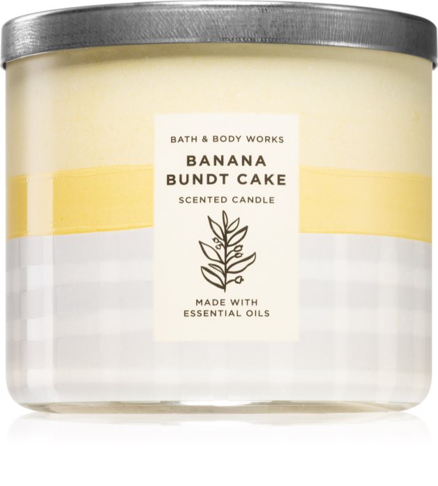 Bath & Body Works Banana Bundt Cake scented candle notino.co.uk