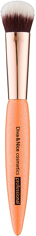 Diva & Nice Cosmetics Professional iluminator pensulă corectoare MAX 530/06 1 buc