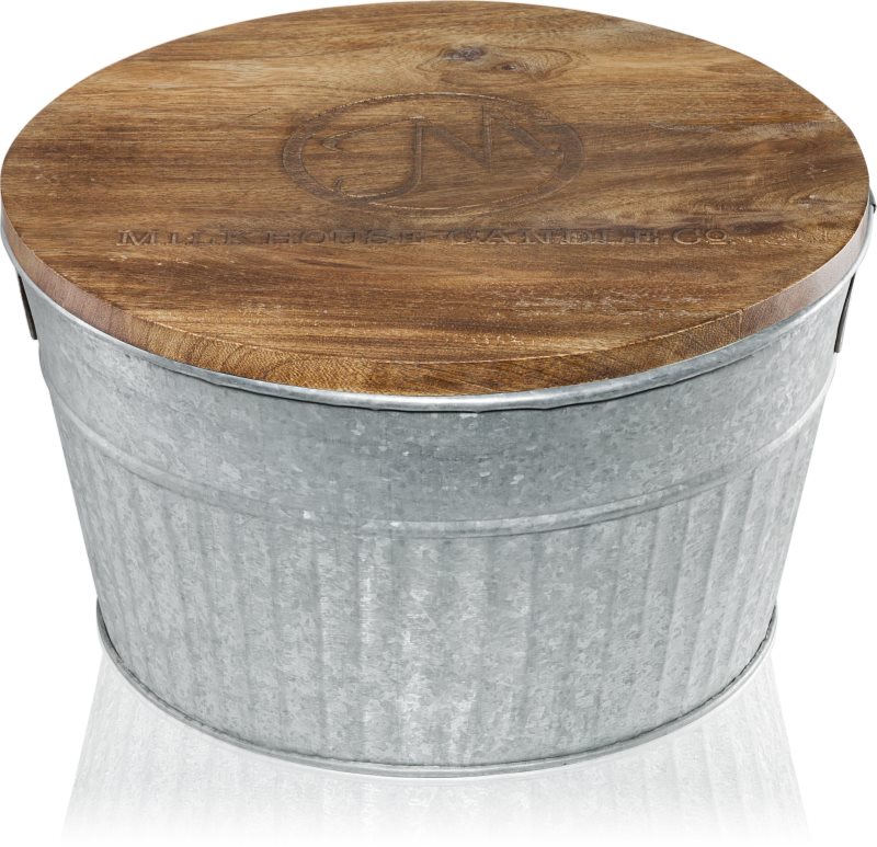 Milkhouse Candle Co. Monster Country Christmas lumânare parfumată 4 kg