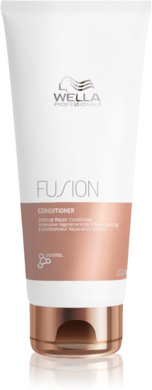 Wella Professionals Fusion Balsam intensiv cu efect regenerator balsam regenerant intensiv pentru par deteriorat