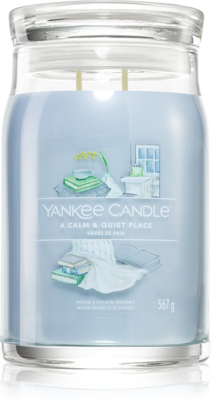 Yankee Candle A Calm & Quiet Place lumânare parfumată Signature 567 g